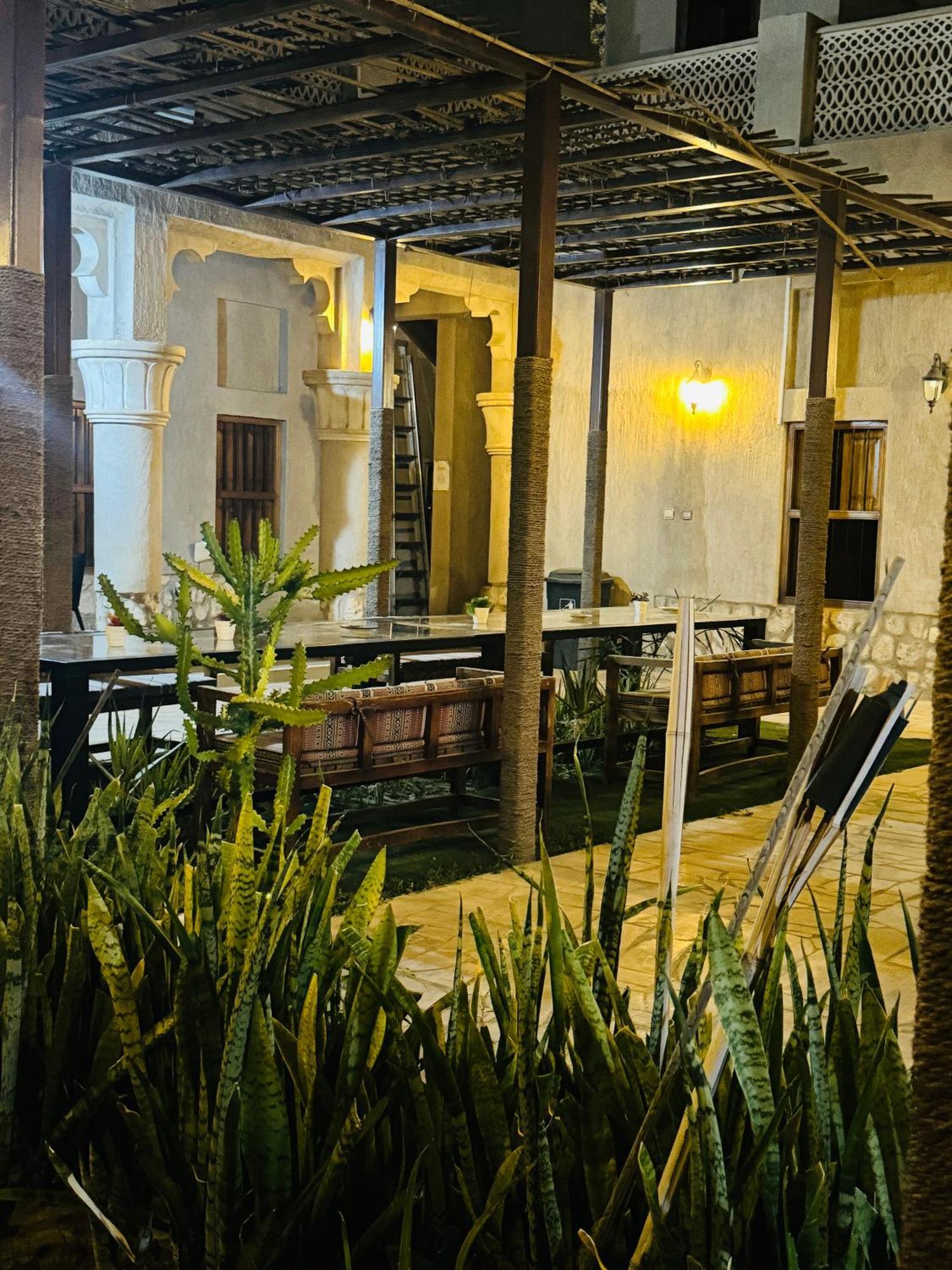 Heritage Home Guest House Dubai Exterior foto